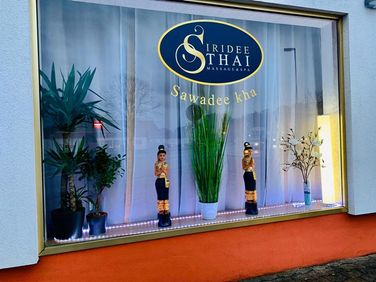 Siridee Thai Massage - Fensterfront3