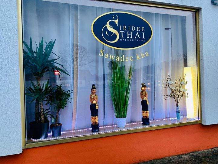 Siridee Thai Massage - Fensterfront3